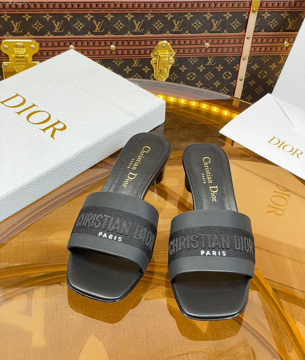 cd slide 45 pelle di vitello nera cotone ricamato