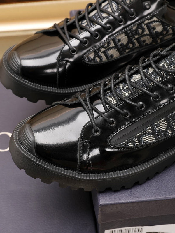 CD COMBAT DERBY SHOE BLACK AND BEIGE POLISHED CALFSKIN