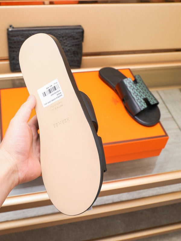 HM IZMIR SANDAL BLACK AND SAPPHIRE LAMBSKIN