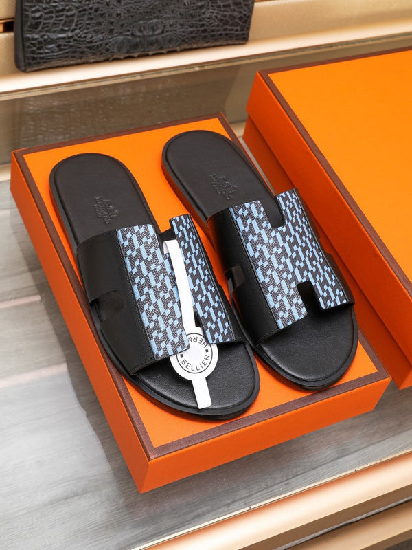 HM IZMIR SANDAL BLACK AND SKY LAMBSKIN