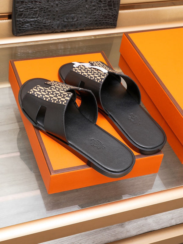 HM IZMIR SANDAL BLACK AND PEACHY LAMBSKIN