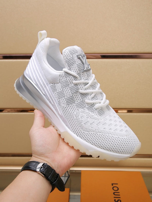 SNEAKERS IN WHITE MESH BREATHABLE AND RUBBER