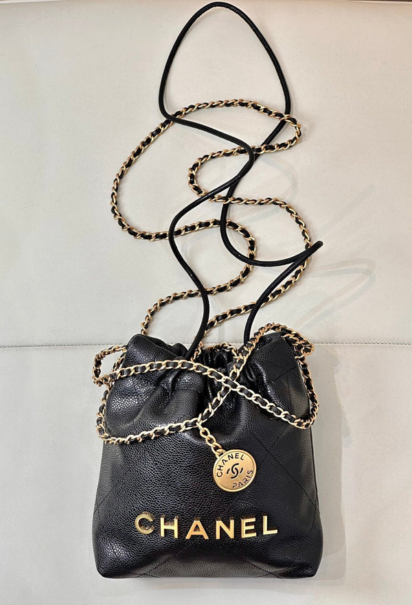 CC 22 Hobo Bag 19cm Black Grained Calfskin Gold Hardware