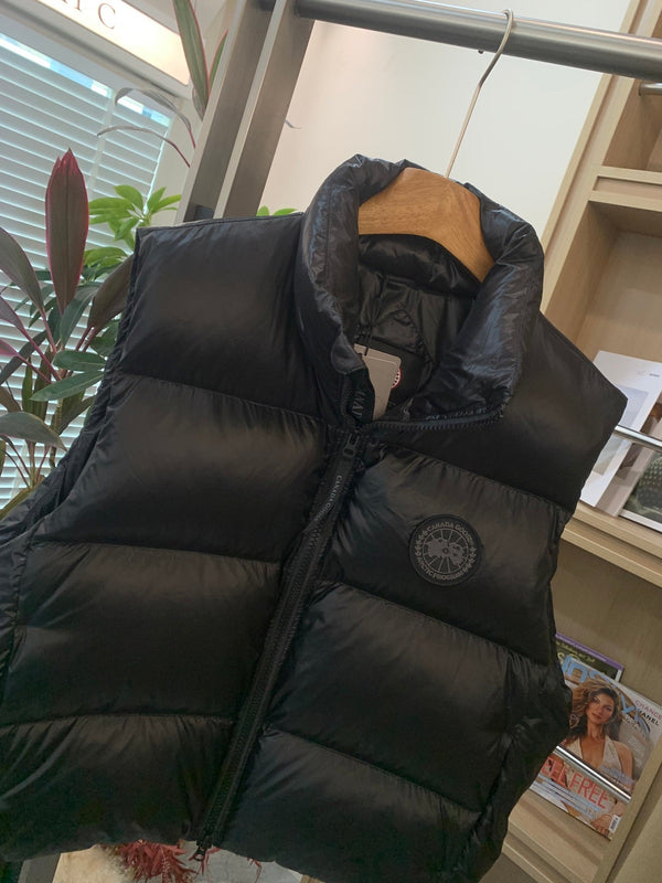 C. Goose Hooded Down Vest Black Polyester 0003