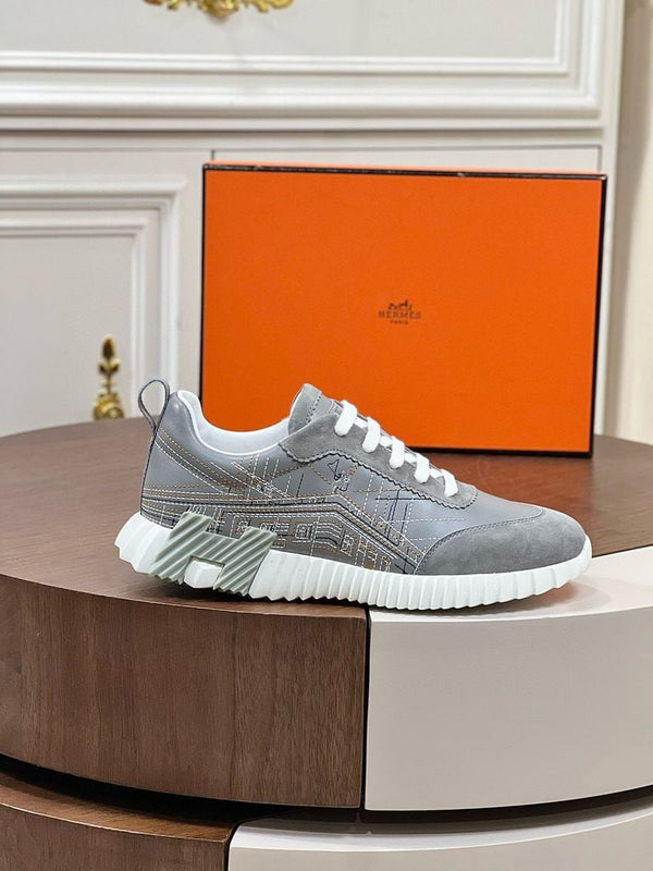 HM Bouncing Sneaker Faubourg Inspired Embroidery.