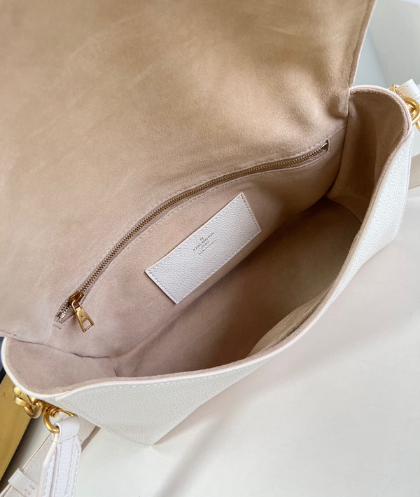 lv soft twist 27cm quartz calfskin gold hardware