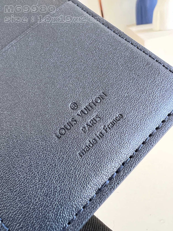 BRAZZA WALLET AEROGRAM 19CM BLUE CALFSKIN