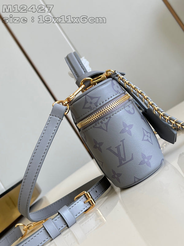 LV VANITY CHAIN POUCH 19 GREY MONOGRAM CALFSKIN
