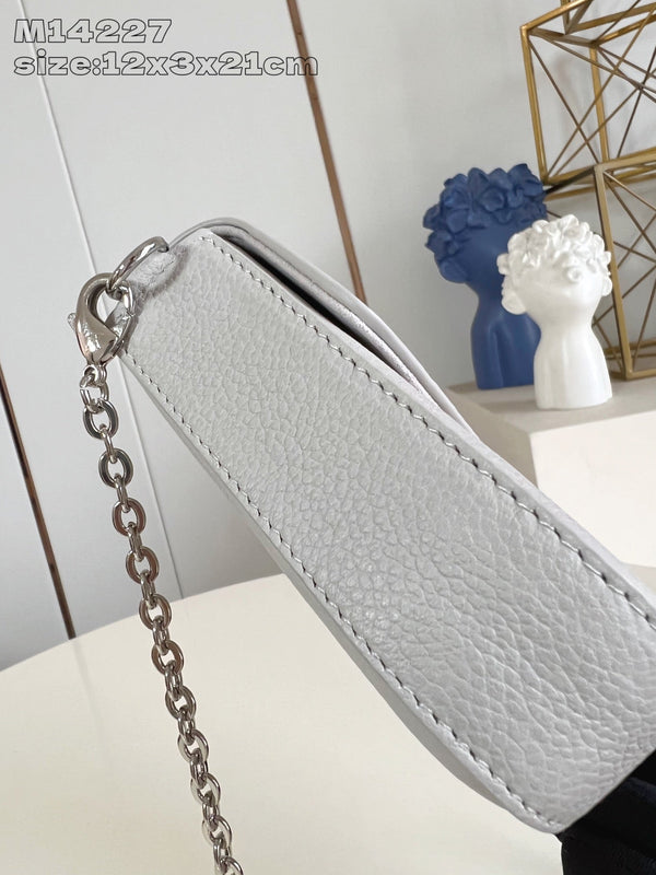 LV Pochette Felicie Brume Gray Monogram Cowhide 205525