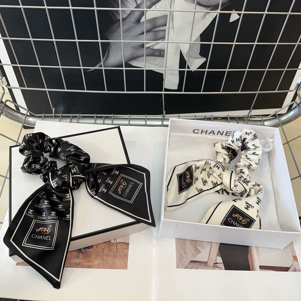 BLACK SILK SCRUNCHIES 432899