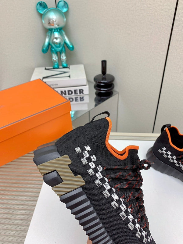 HM Flex slip-on sneaker In Black Woven Fabric 106320