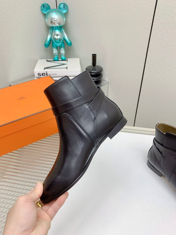 Stivaletto HM Neo in pelle di vitello nera 971373