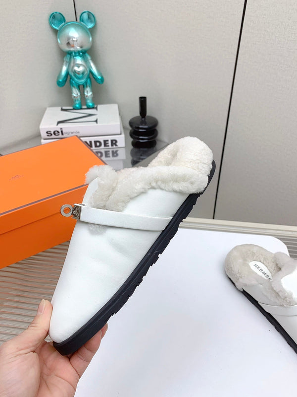 HM Mule 30mm In White With Fleece And Cowhide Lining 971390