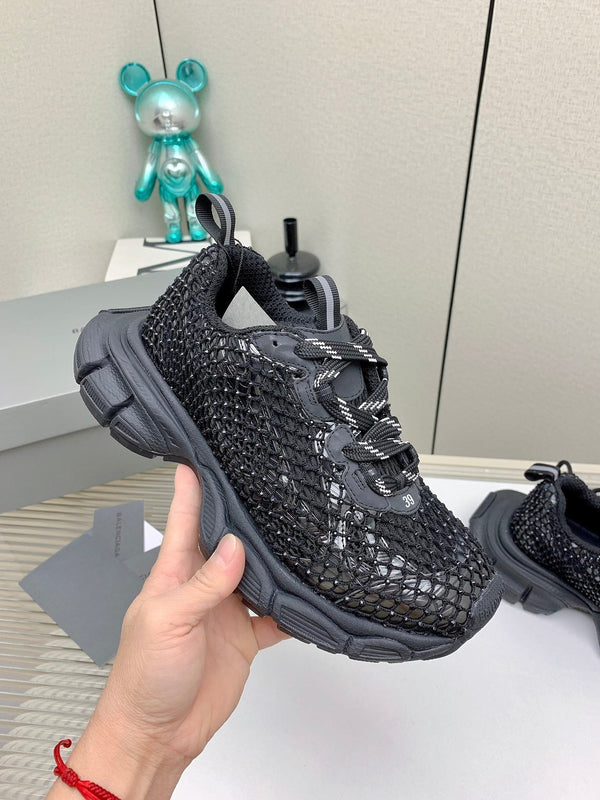 XL FISHNET SNEAKER IN BLACK MESH, POLYURETHANE, POLYESTER WITH RHINESTONES