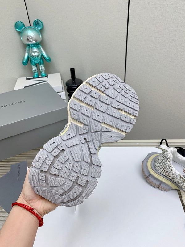 XL FISHNET SNEAKER IN GRAY AND BEIGE MESH, POLYURETHANE, POLYESTER WITH RHINESTONES