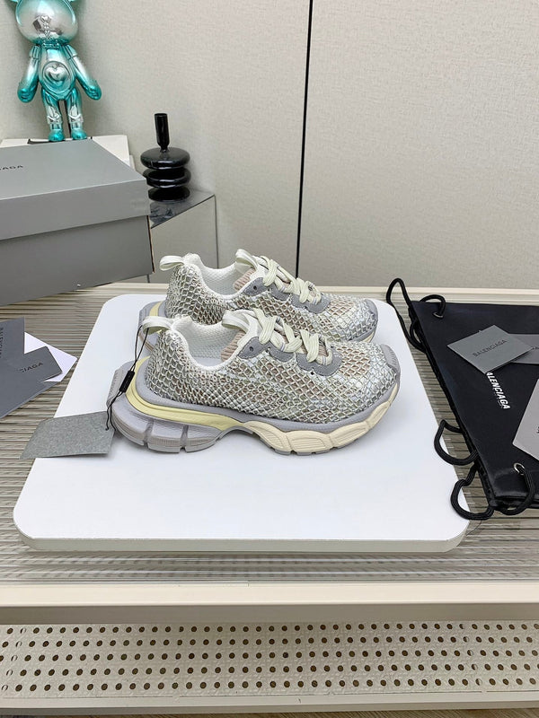 XL FISHNET SNEAKER IN GRAY AND BEIGE MESH, POLYURETHANE, POLYESTER WITH RHINESTONES