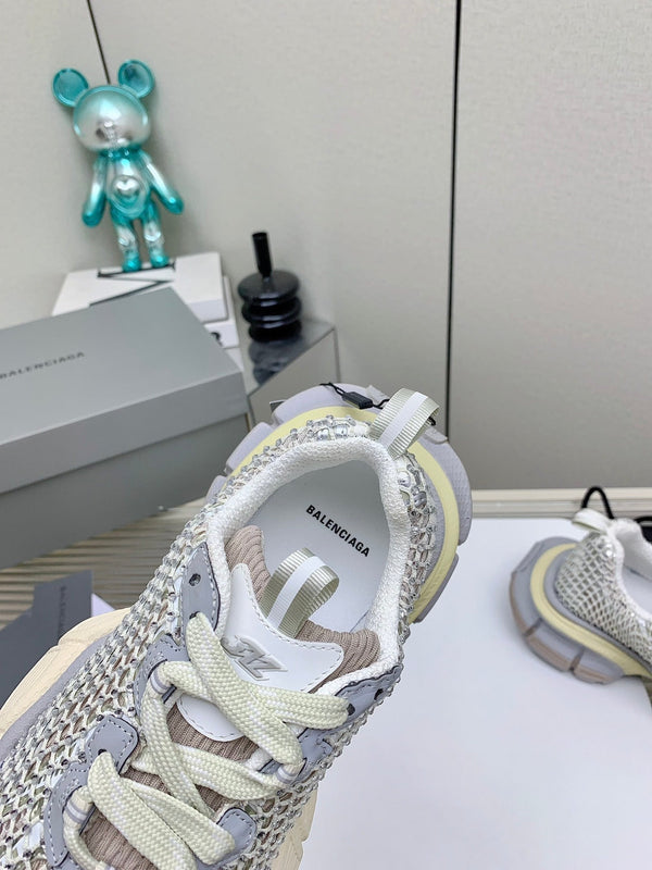 XL FISHNET SNEAKER IN GRAY AND BEIGE MESH, POLYURETHANE, POLYESTER WITH RHINESTONES