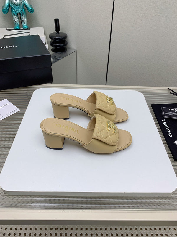 CC Mule Sandals 50mm In Beige Quilted Lambskin 148946