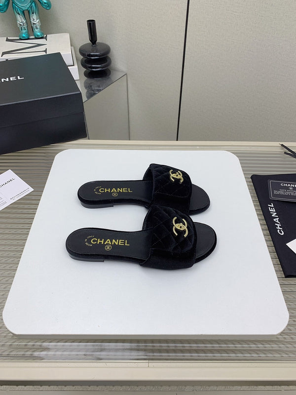 CC Slippers In Black Velvet 148954