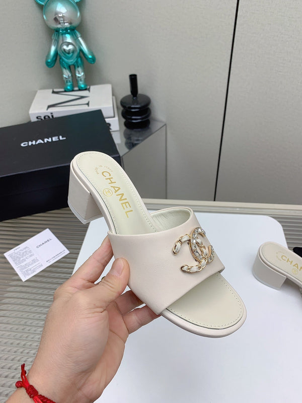 CC Mule Sandals 50m In White Lambskin 148978
