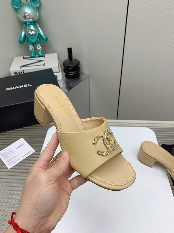 CC Mule Sandals 50m In Beige Lambskin 148980