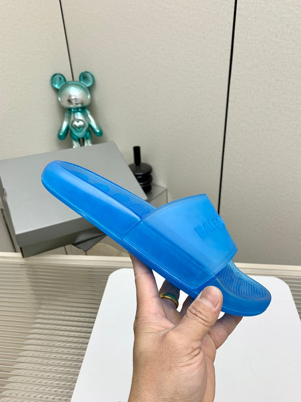 POOL SLIDE SANDAL IN JELLY BLUE RUBBER