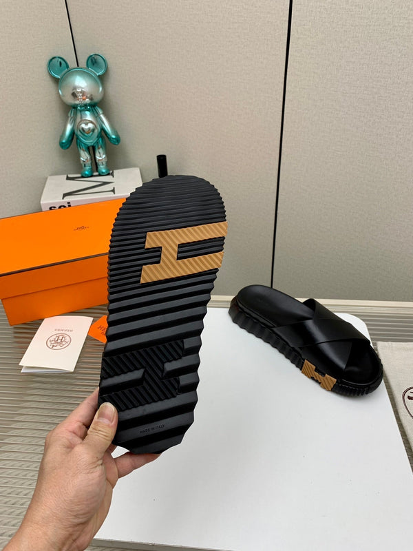 HM 25 Infra Sandal Cowhide and Rubber 245616