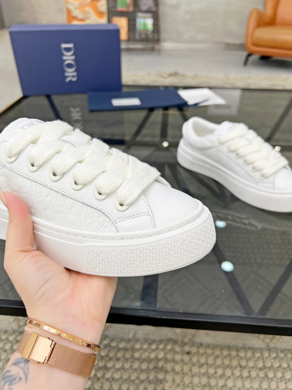 CD B33 SNEAKER WHITE EMBOSSED CALFSKIN
