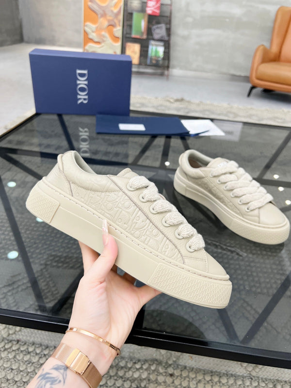 CD B33 SNEAKER BEIGE EMBOSSED CALFSKIN