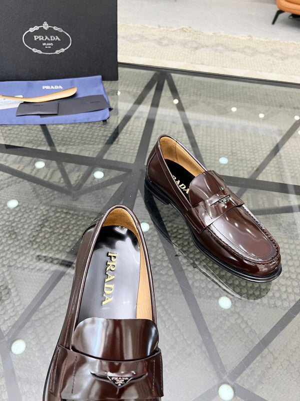 PRA LOAFER IN GLOSSY CHOCOLATE BROWN CALFSKIN