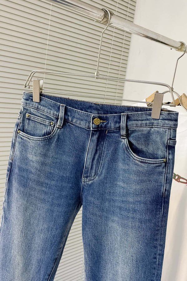 LV JEAN LIGHT BLUE DENIM 239603