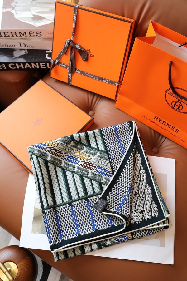 Dressage Tressage Scarf 140 CM Black Colorful Silk 404009