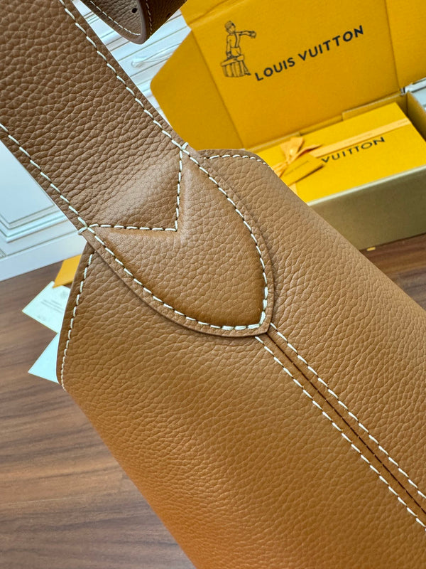 LOW KEY HOBO MM 31CM BROWN CALFSKIN