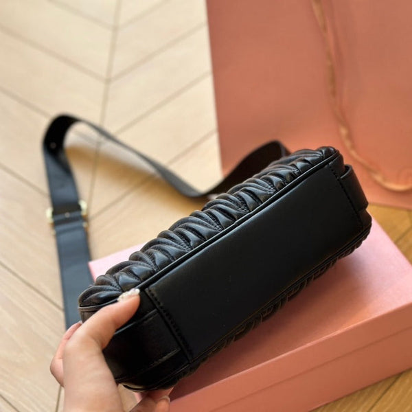 BORSA BAGUETTE 25 IN PELLE DI MONTONE NERA