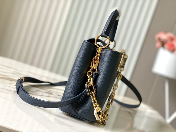 CAPUCINES BB 27CM BLU SCURO PELLE TAURILLON