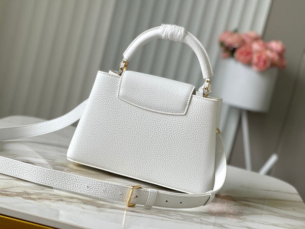 CAPUCINES BB 27 IN BIANCO TAURILLON ORO HARDWARE