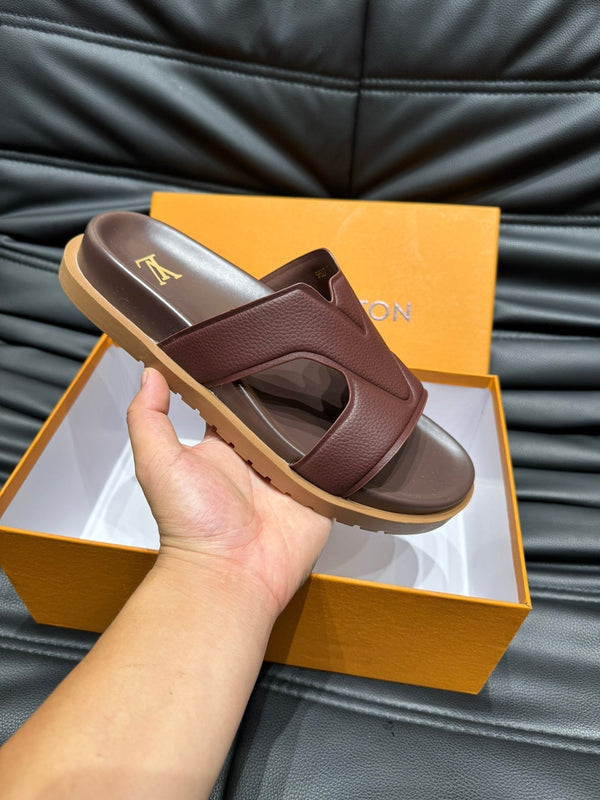 LV OASIS MULE IN CHOCOLATE BROWN CALFSKIN
