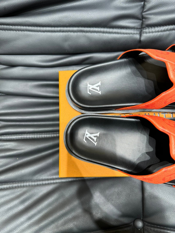 LV OASIS MULE IN CARROT ORANGE MONOGRAM CALFSKIN