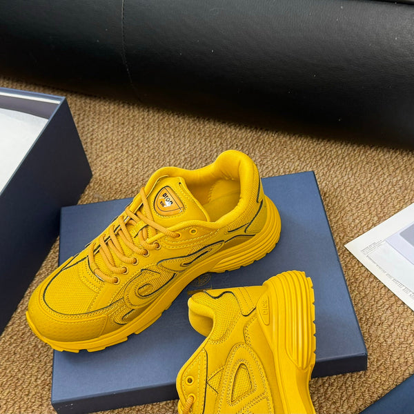 Sneaker CD e Stone Island B30 in pelle di vacchetta gialla e tessuto a rete in poliestere