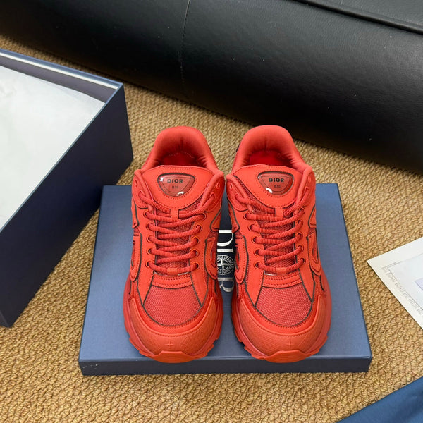 Sneaker CD e Stone Island B30 in pelle bovina rossa e arancione e tessuto a rete in poliestere