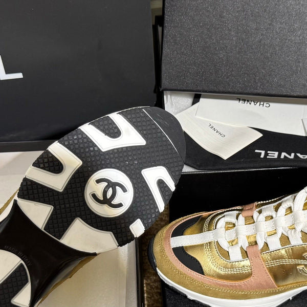 CC 25A Trainers Gold Black Beige Laminated Calfskin And Suede Calfskin352119