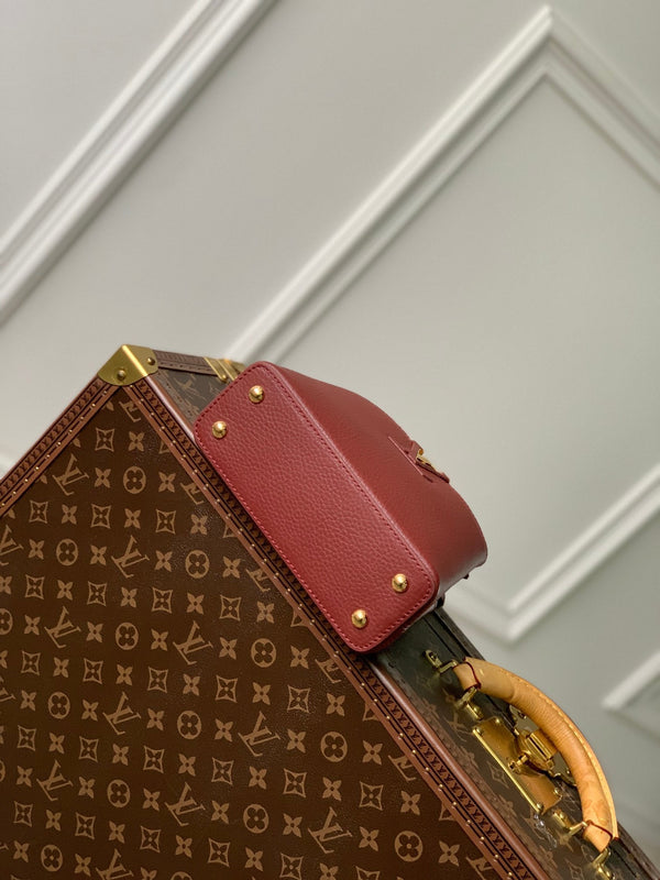 CAPUCINES MINI 21 BURGUNDY TAURILLON GOLD HARDWARE