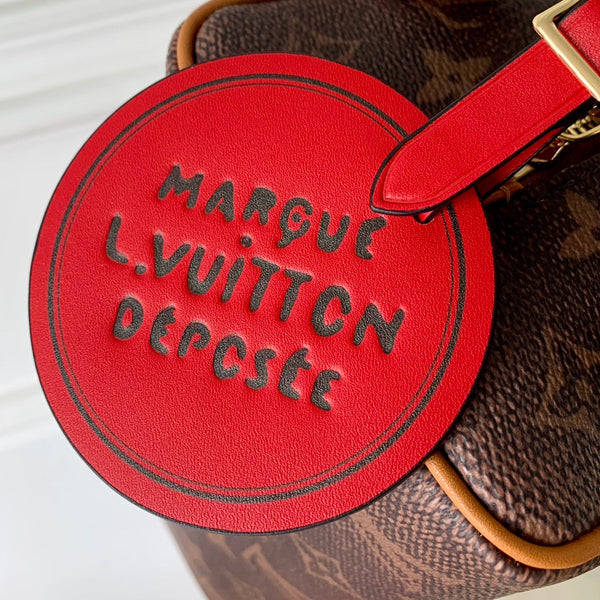 Lv Locker Dopp Kit 23 Brown Monogram