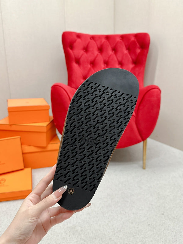 HM Go Mule Dark Brown Mix White Suede Lined With Wool Fleece 476596