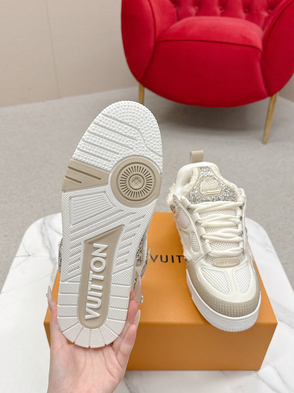LV Trainer Sneaker White Beige Metallic Grained Metallic Calf Leather 528549