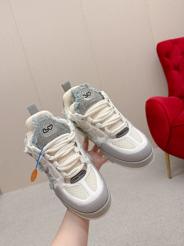 LV Trainer Sneaker Grey White Metallic Grained Metallic Calf Leather 528552