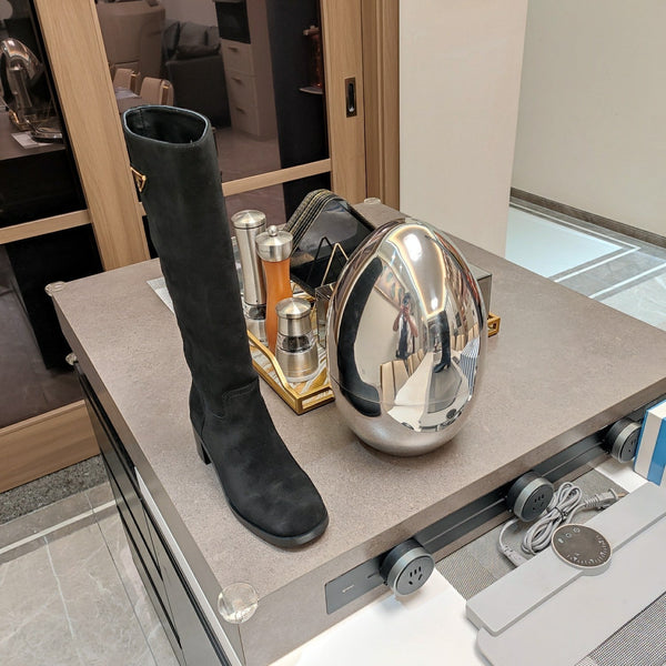 KNEE BOOTS WITH TRIANGLE LOGO IN BLACK SUEDE