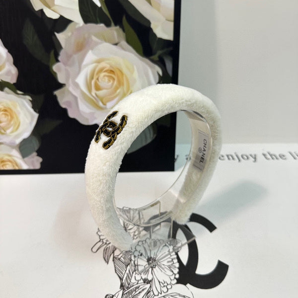 WHITE SHEARLING HEADBAND 151384