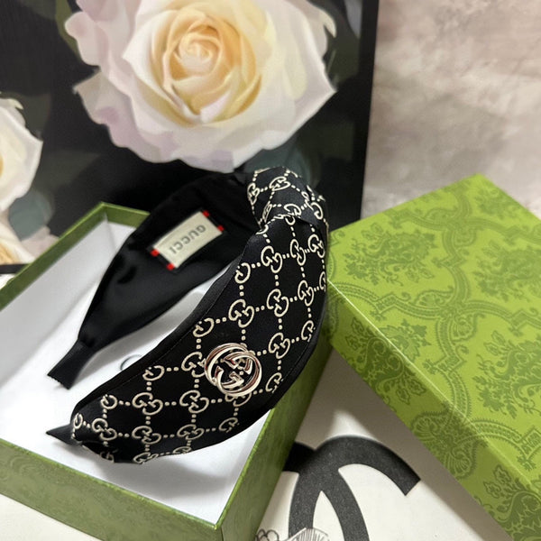 HEADBAND IN BLACK MIX BEIGE MONOGRAM SILK 423618