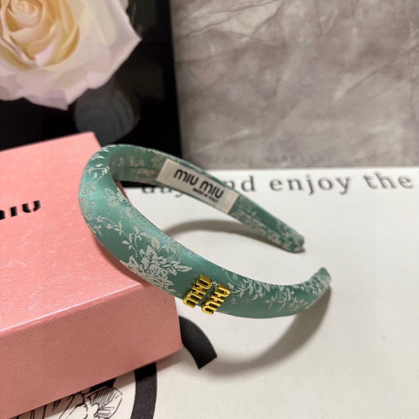 HEADBAND WITH GARNITURE PRINT IN VIRIDIAN GREEN SILK 432823